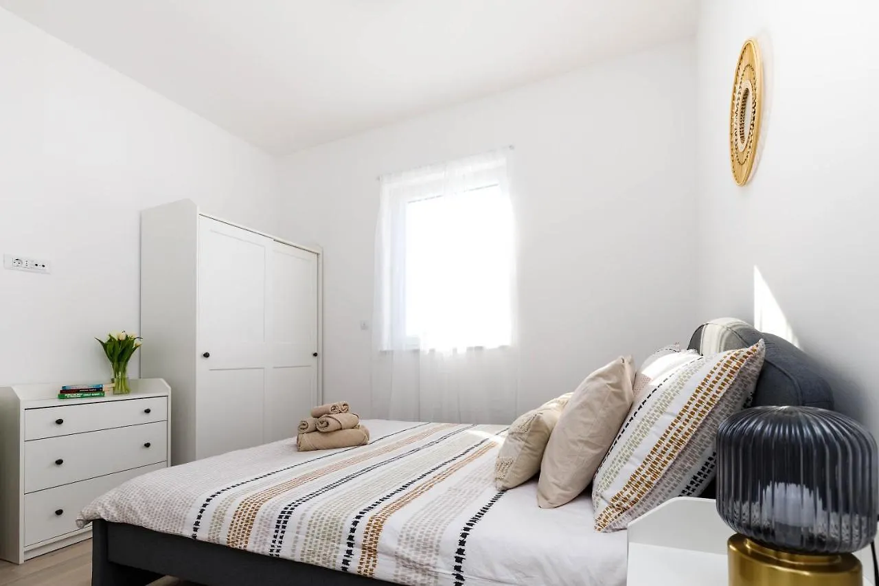 Apartment Klara Krk Town